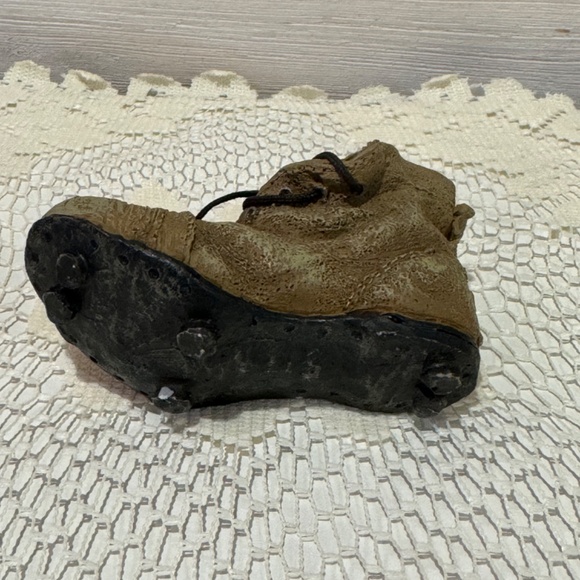 Vintage Handmade Resin Collectible 1920s Style Boot Signed By P.I.S.C - Picture 3 of 8